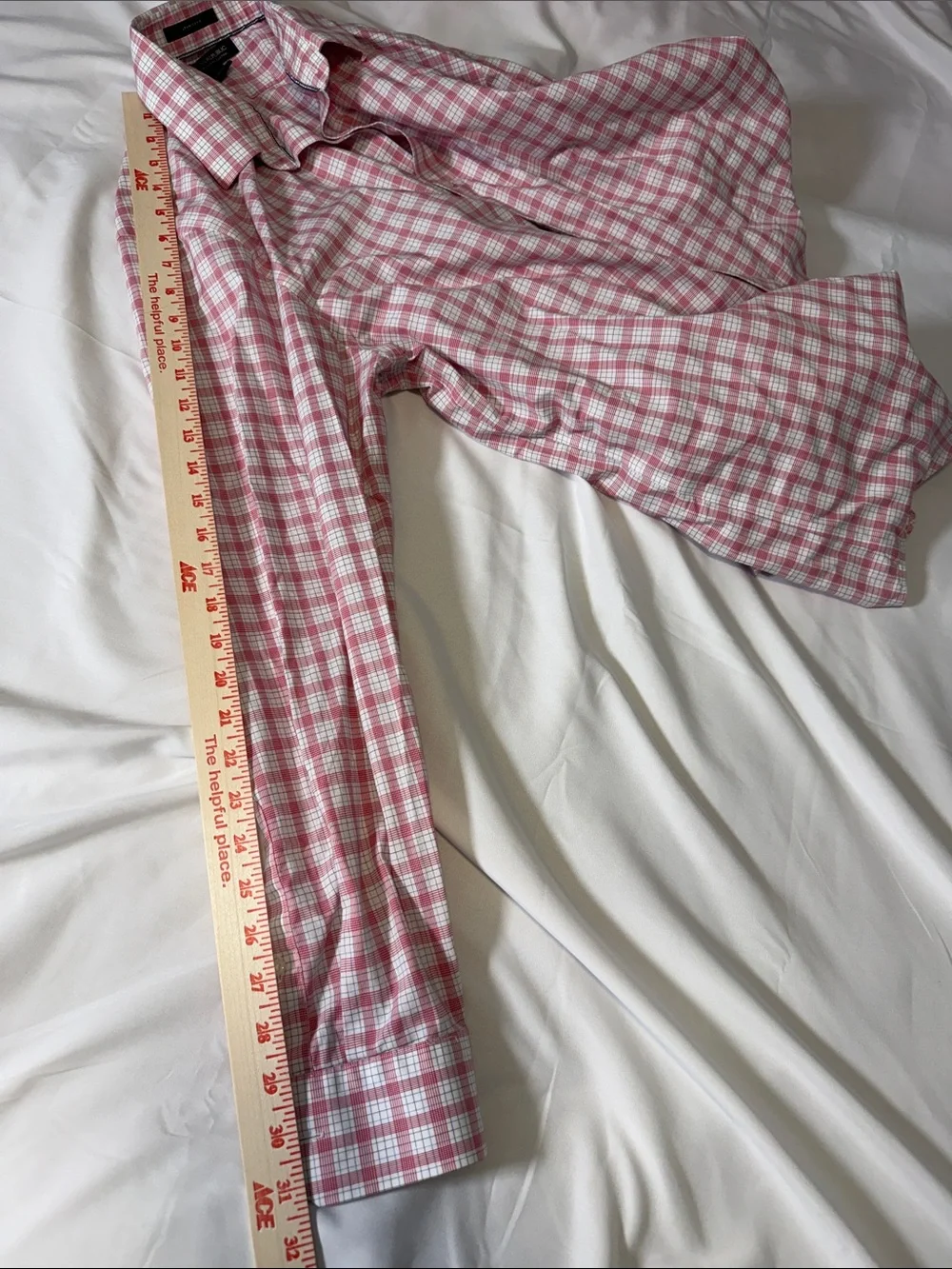 Banana Republic Pink and White Plaid Button-Down Shirt Standard Fit Large